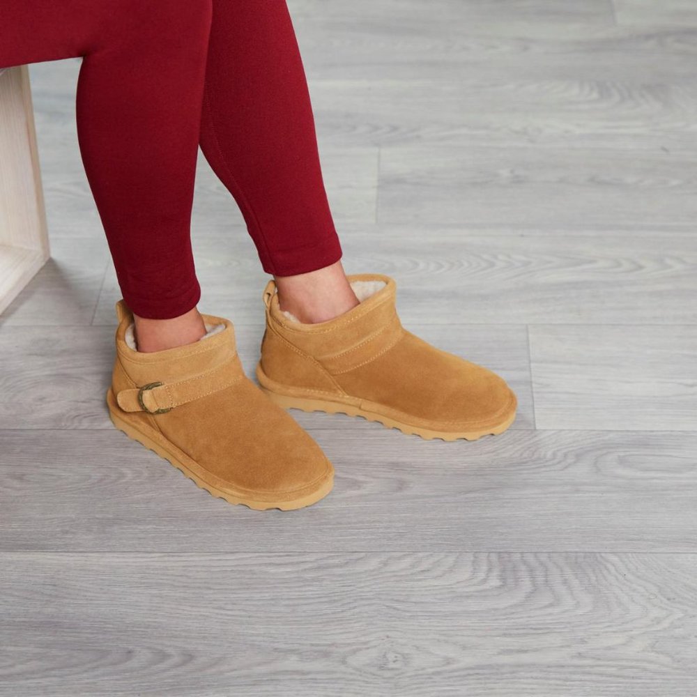 New BEARPAW Suede Micro Water- and Stain-Repellent Boot Tan 10M - Picture 4 of 7